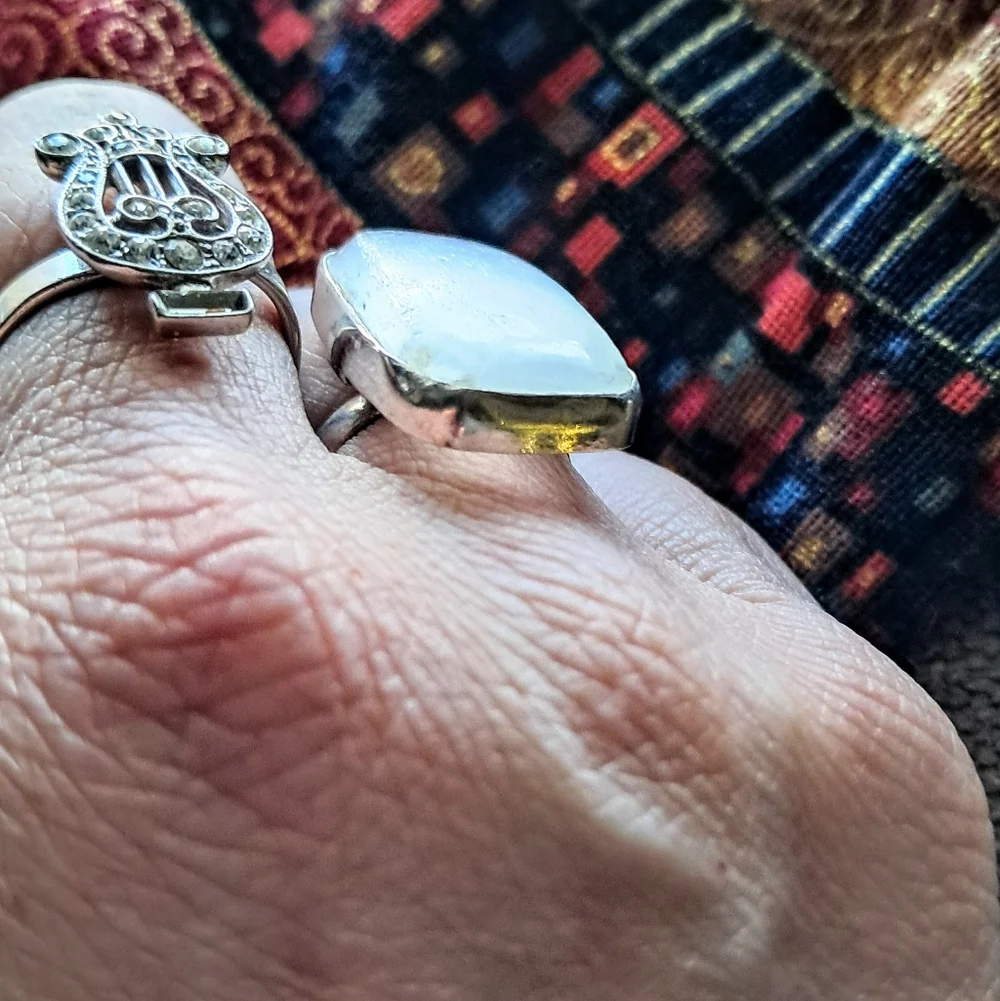 💎HOLD for Cindy.💎Vintage Sterling Silver Selenite Ring, Size 7 - Picture 6 of 8